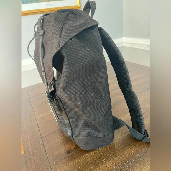 Herschel backpack main image 9